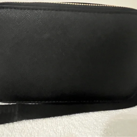 Valentino Orlandi Black Crossover Bag with studded accents NWT - Picture 6 of 6